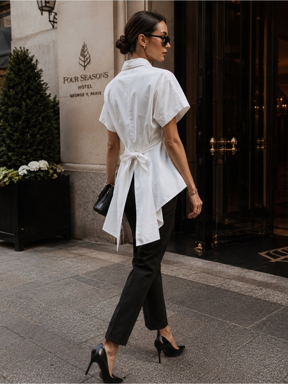 Lewit White Short-Sleeve Tie-Back Shirt